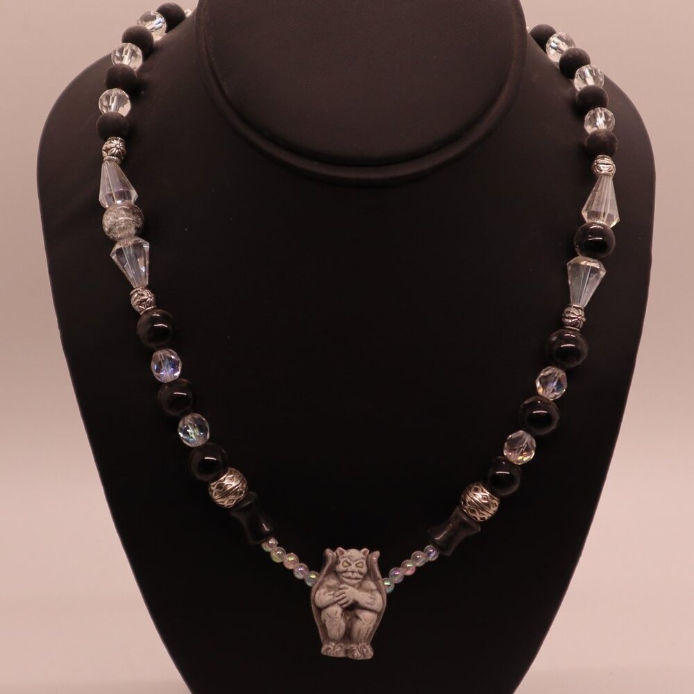 Beaded Necklace ( HANDMADE )